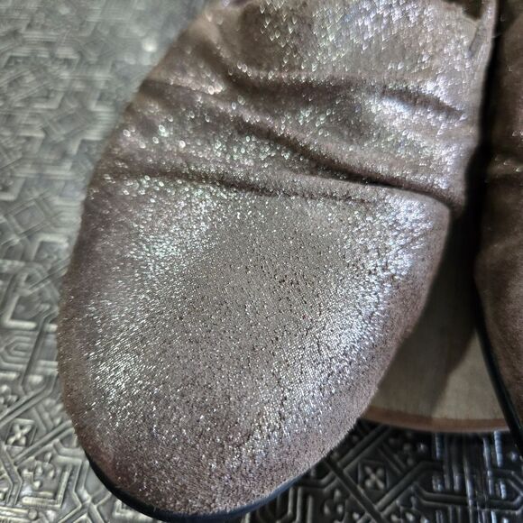 🐢 Clarks Jenette Ruby Flats -Size 10  Pewter Metallic Leather Rouched Flat - Picture 4 of 16